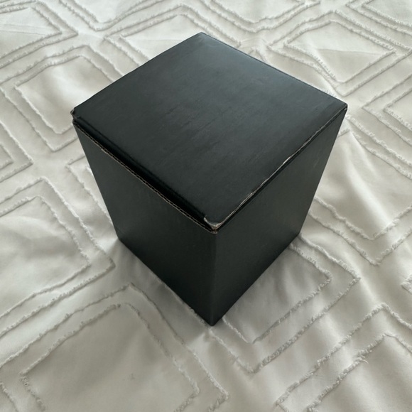 Honey Birdette Massage Candle NIB - Picture 4 of 4